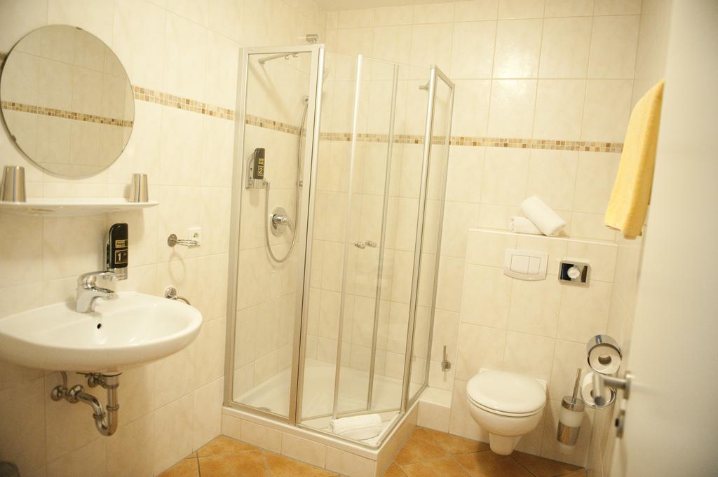 Tafelspitz Hotel Limburg an der Lahn Cameră foto